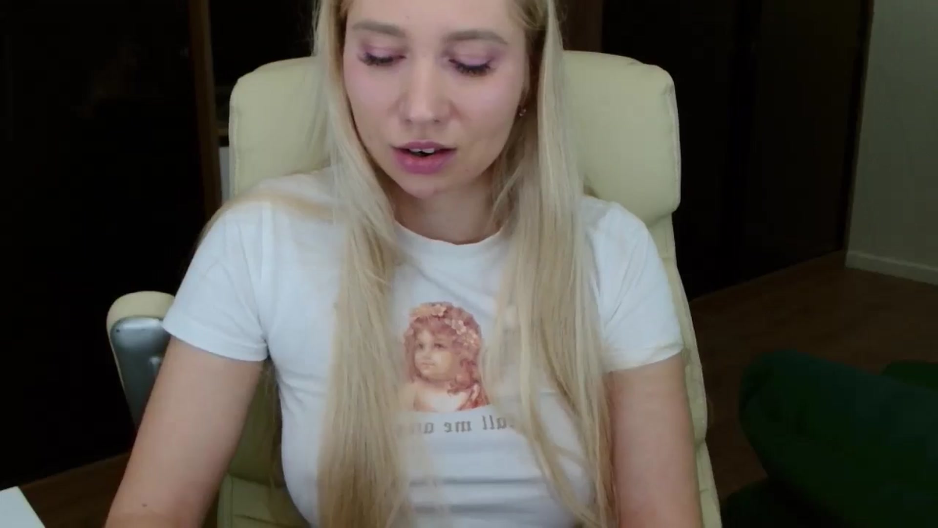 Gallery image thumbnail from Miss_Sylvia's myfreecams stream on, 12/26/2025, 16:04 image 2 of 20