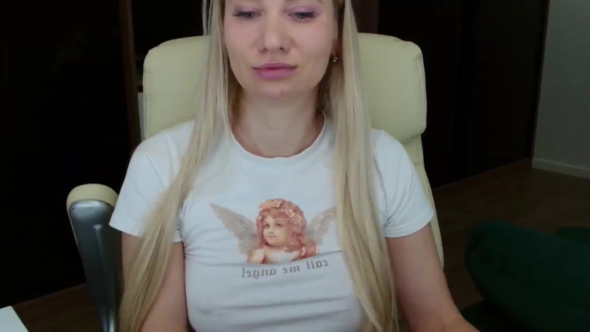 Gallery image thumbnail from Miss_Sylvia's myfreecams stream on, 12/26/2025, 16:04 image 3 of 20