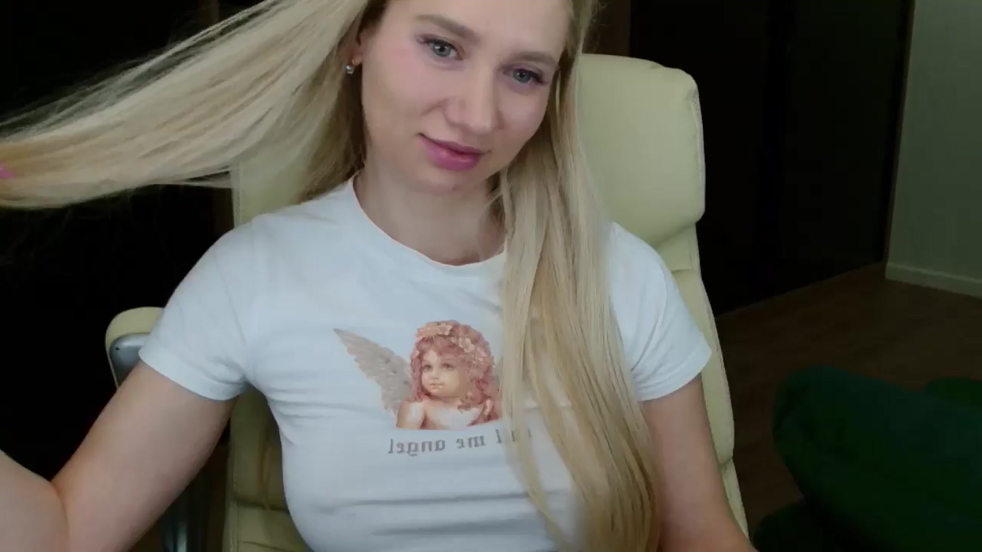 Gallery image thumbnail from Miss_Sylvia's myfreecams stream on, 12/26/2025, 16:04 image 12 of 20