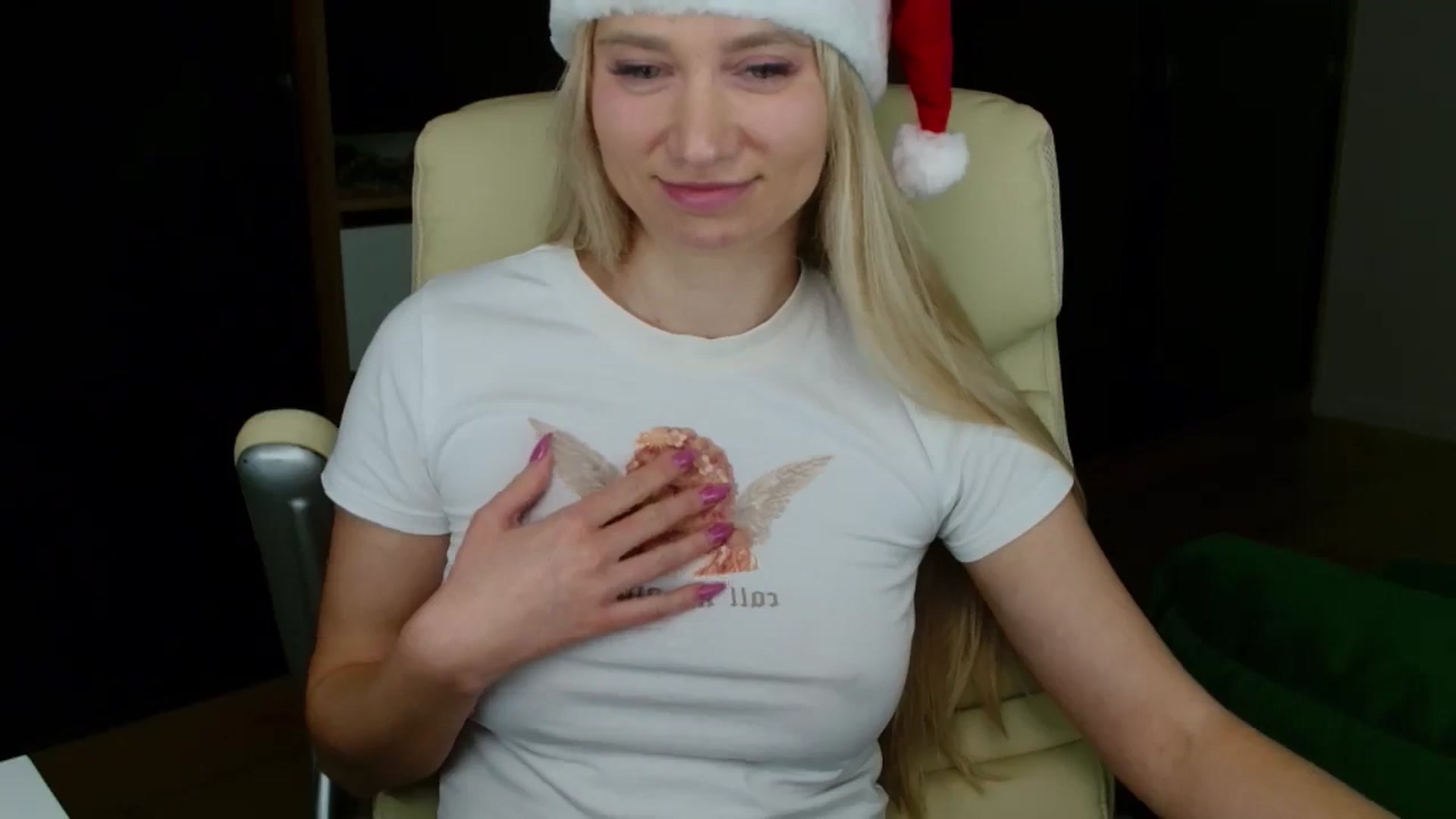 Gallery image thumbnail from Miss_Sylvia's myfreecams stream on, 12/26/2025, 16:59 image 15 of 20