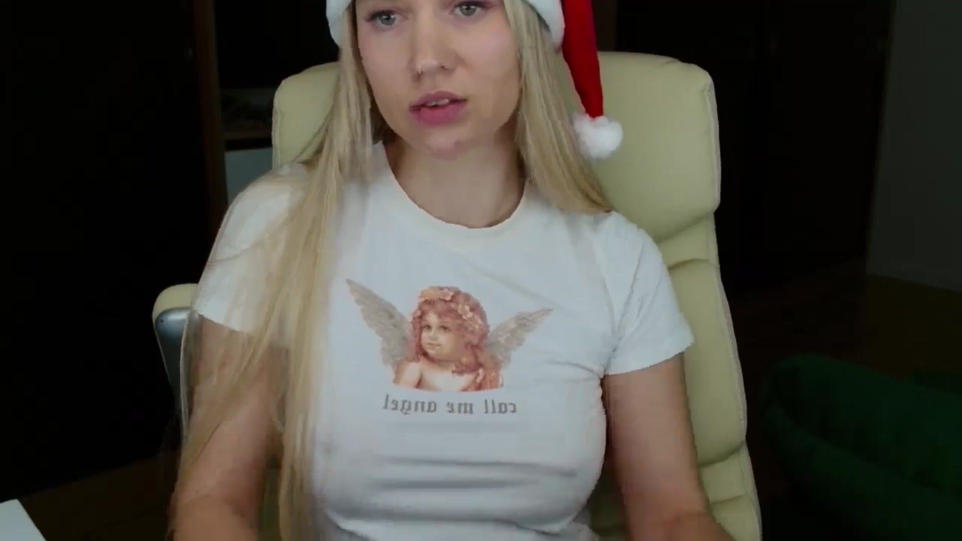 Gallery image thumbnail from Miss_Sylvia's myfreecams stream on, 12/26/2025, 17:49 image 15 of 20