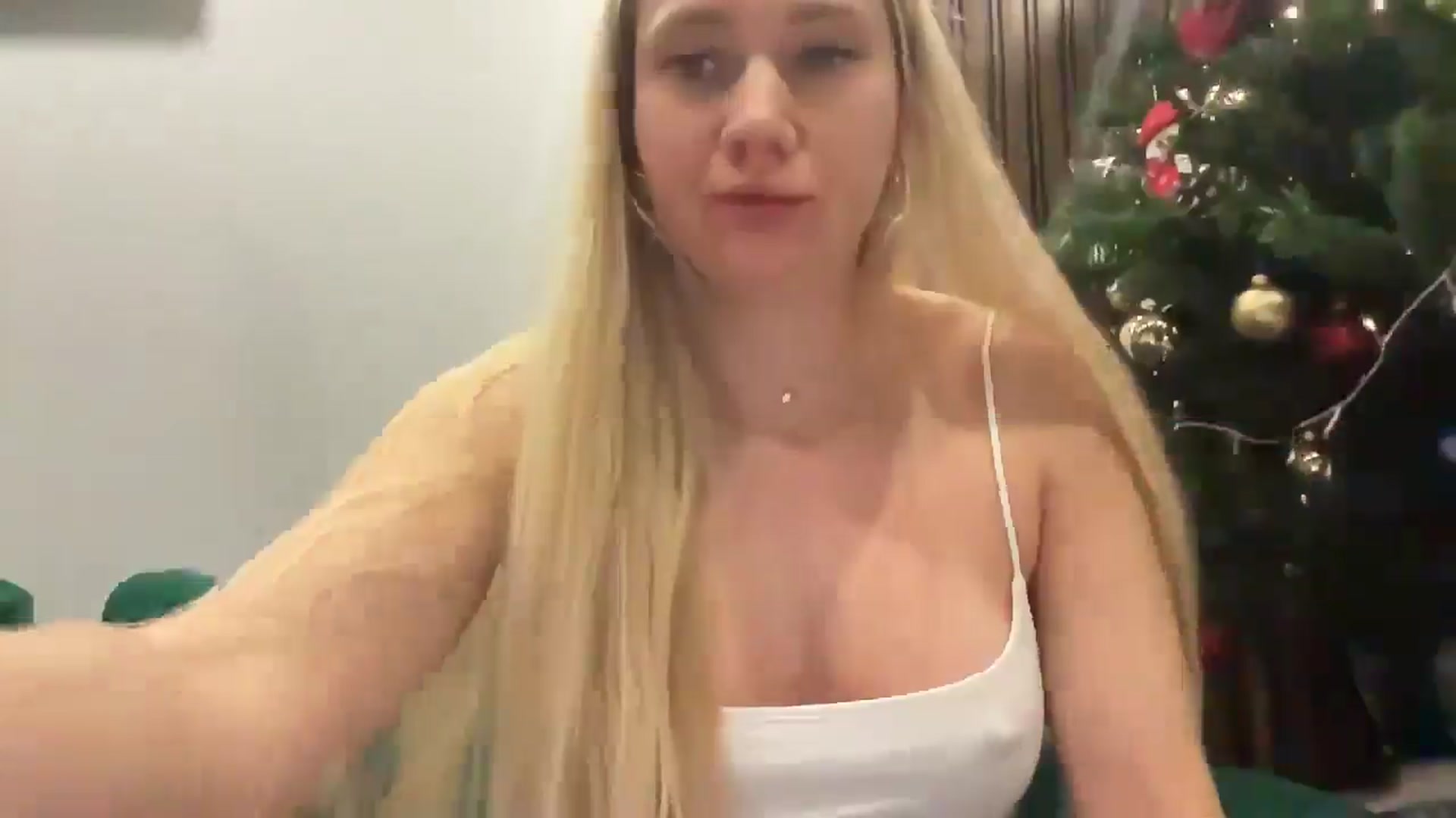 Gallery image thumbnail from Miss_Sylvia's myfreecams stream on, 12/27/2025, 20:40 image 15 of 20