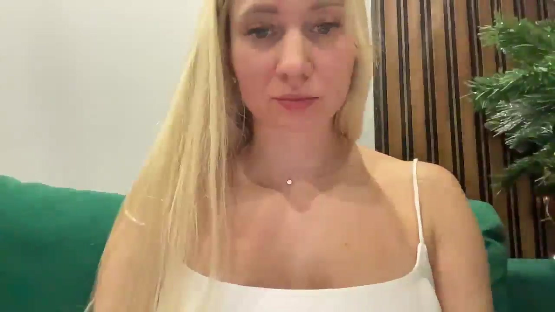 Gallery image thumbnail from Miss_Sylvia's myfreecams stream on, 12/27/2025, 20:40 image 5 of 20