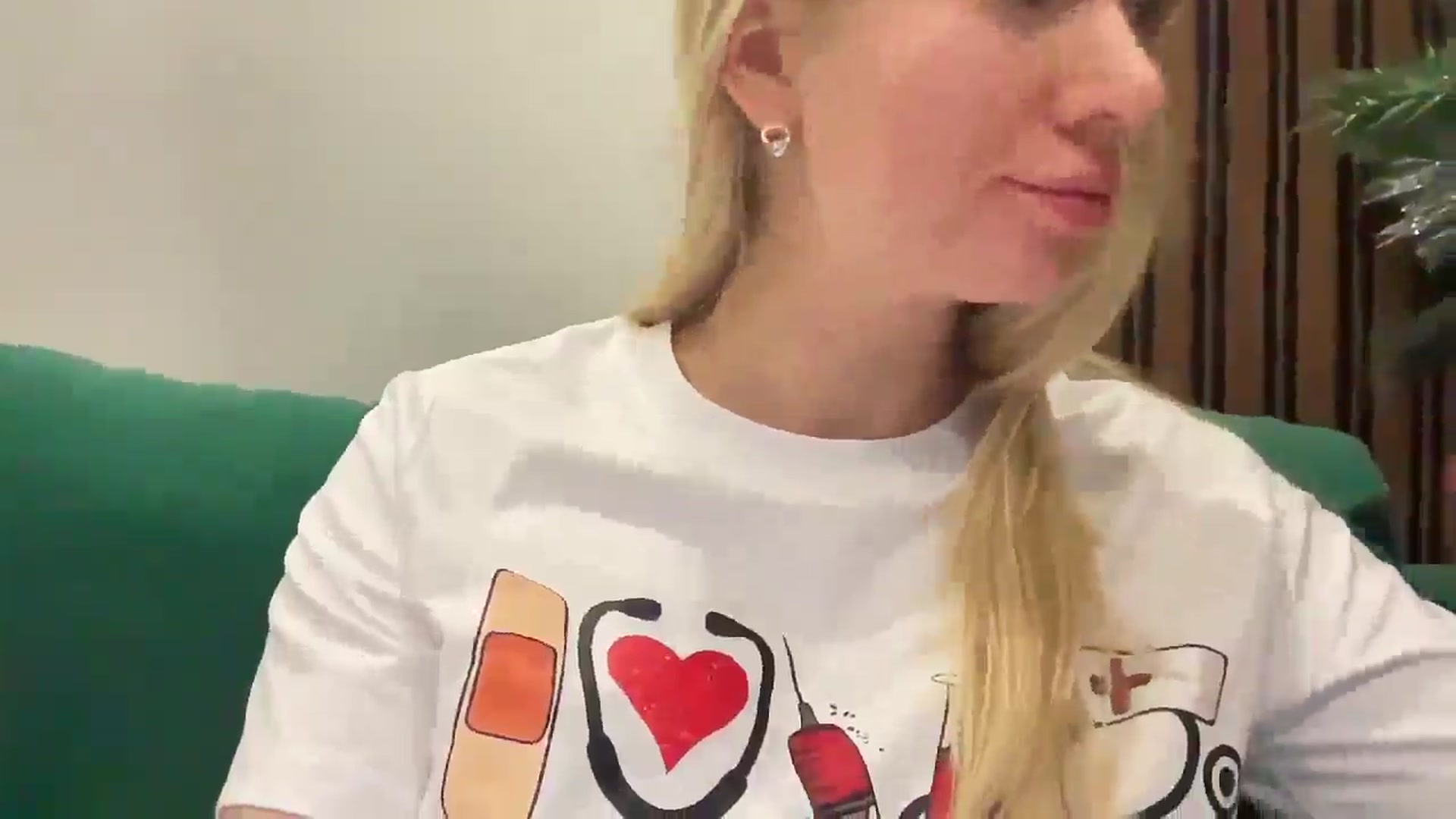 Gallery image thumbnail from Miss_Sylvia's myfreecams stream on, 12/28/2025, 23:13 image 16 of 20