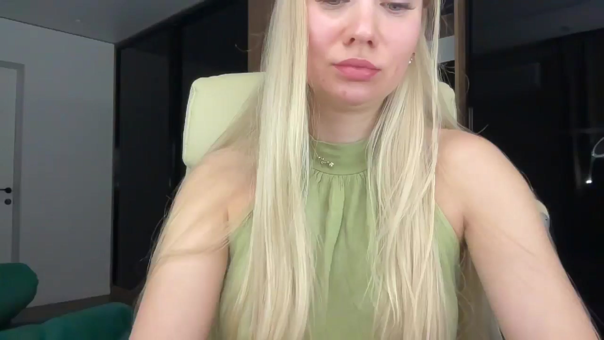 Gallery image thumbnail from Miss_Sylvia's myfreecams stream on, 12/29/2025, 19:12 image 1 of 20