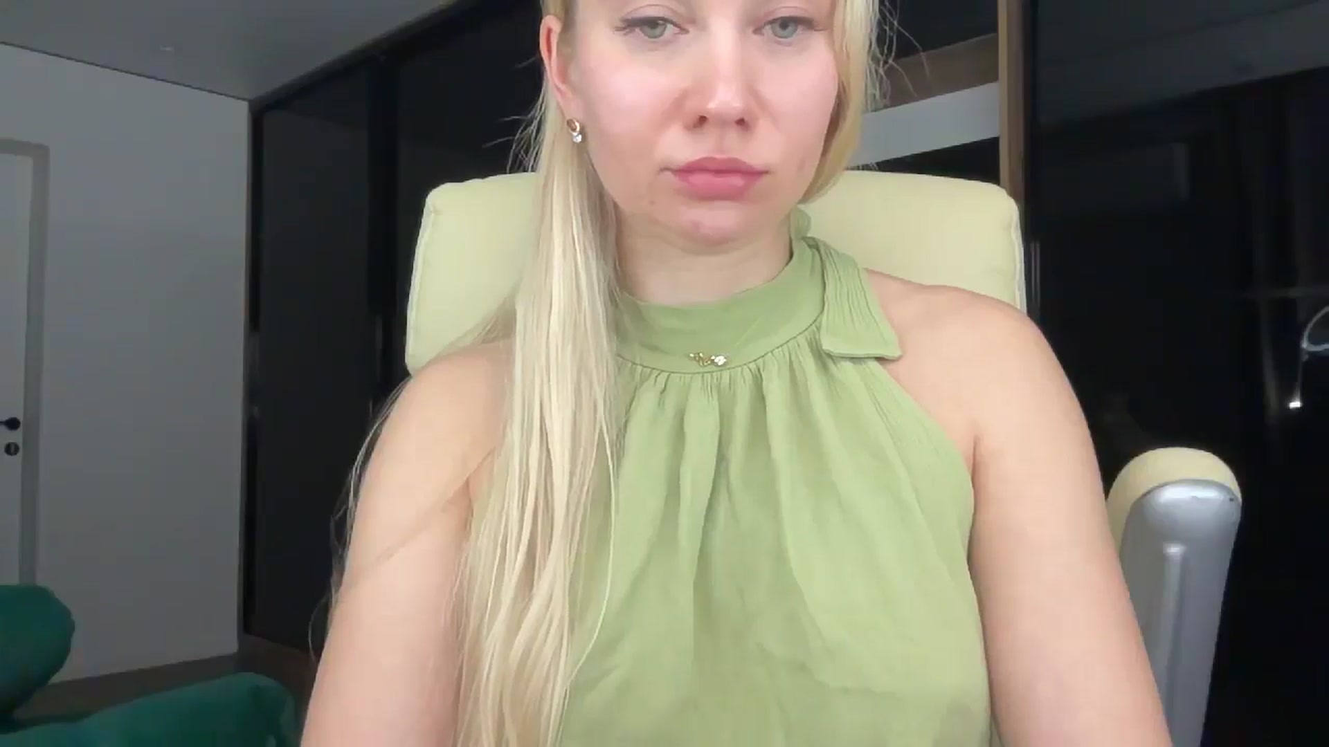 Gallery image thumbnail from Miss_Sylvia's myfreecams stream on, 12/29/2025, 19:12 image 20 of 20