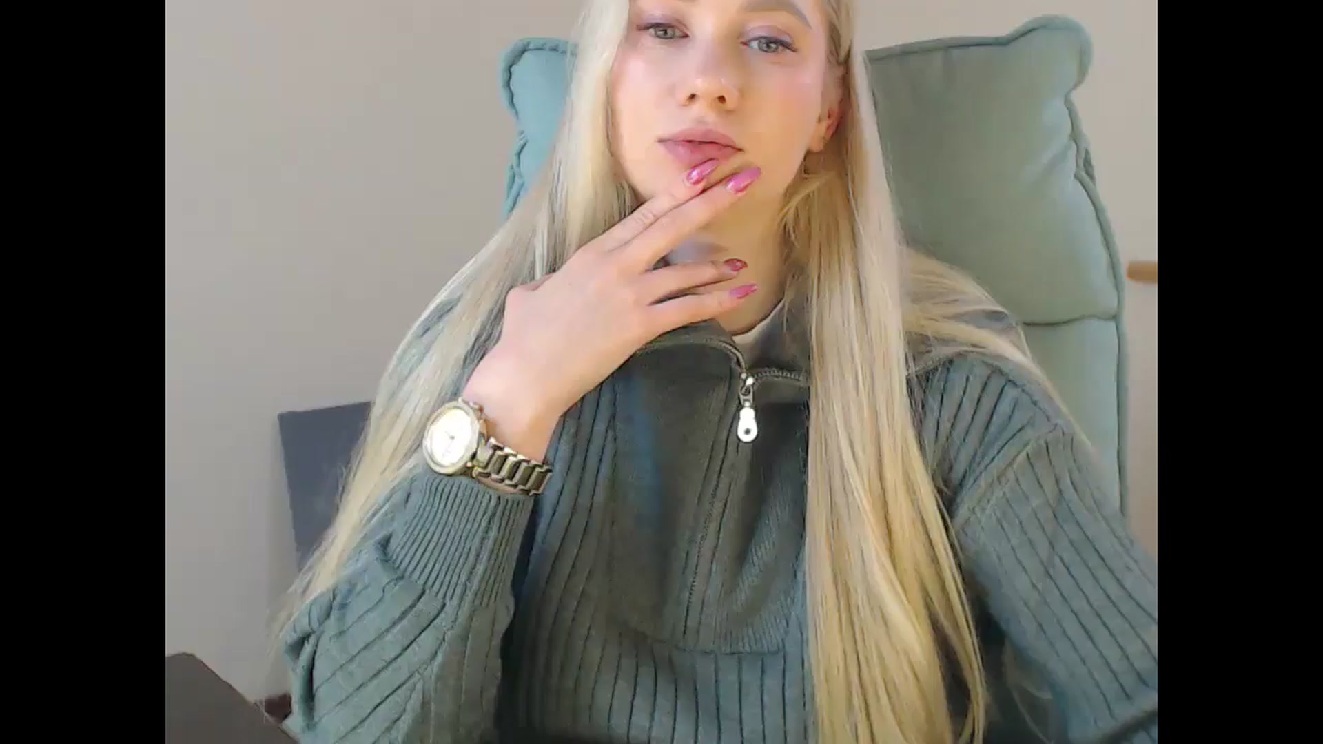 Gallery image thumbnail from Miss_Sylvia's myfreecams stream on, 01/01/2026, 18:06 image 6 of 20