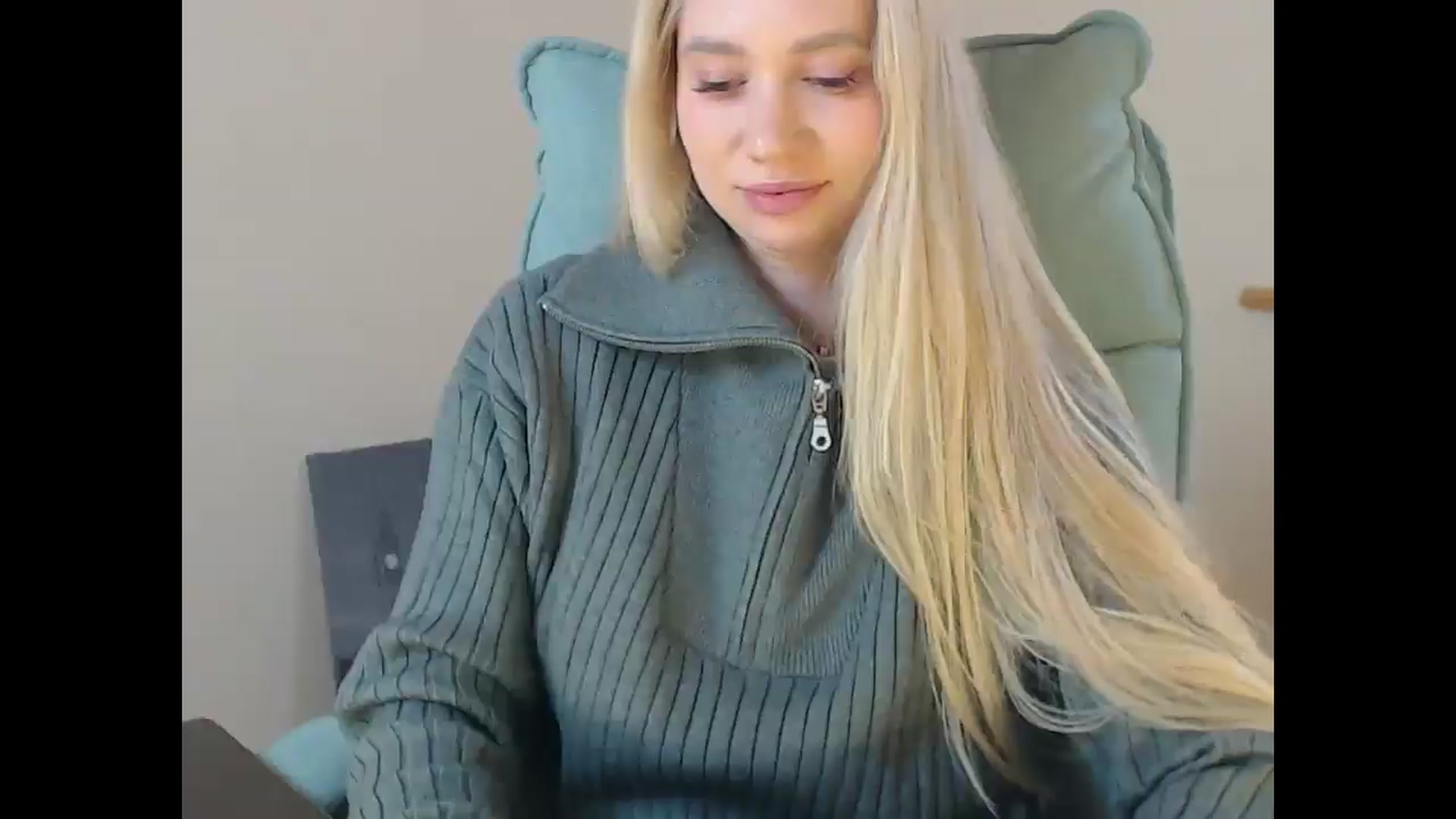 Gallery image thumbnail from Miss_Sylvia's myfreecams stream on, 01/01/2026, 18:06 image 17 of 20