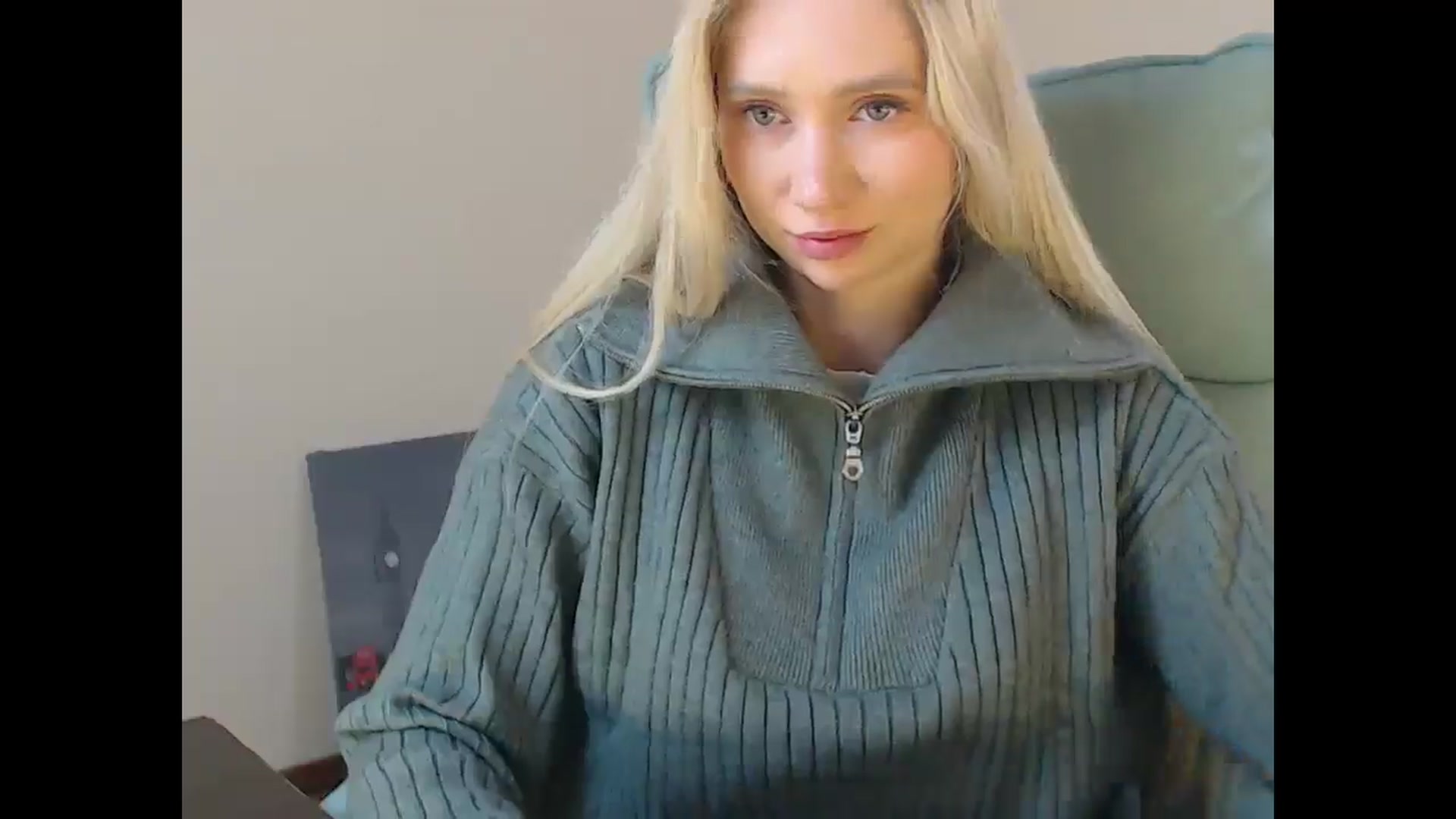 Gallery image thumbnail from Miss_Sylvia's myfreecams stream on, 01/01/2026, 21:27 image 14 of 20