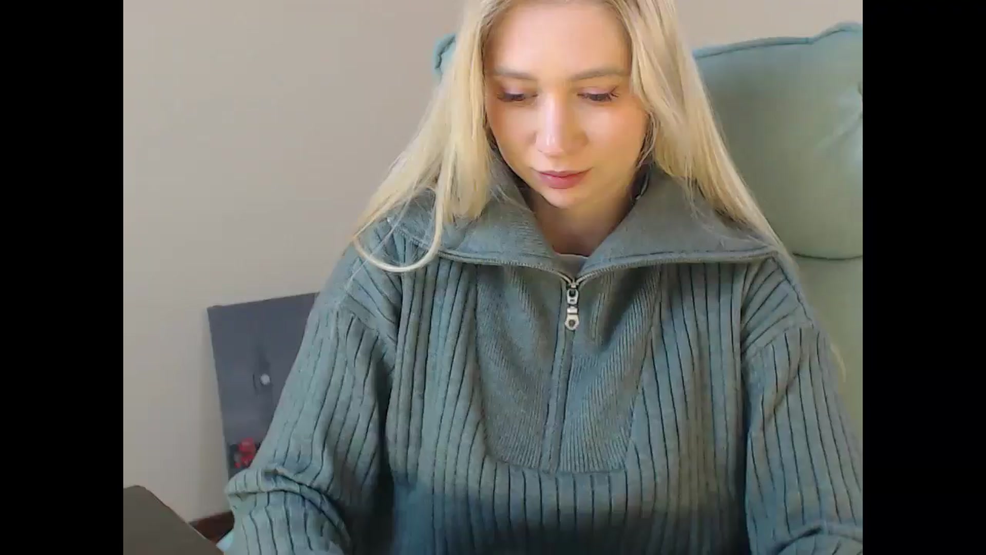 Gallery image thumbnail from Miss_Sylvia's myfreecams stream on, 01/01/2026, 21:27 image 11 of 20