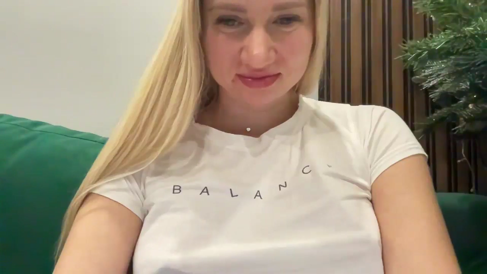 Gallery image thumbnail from Miss_Sylvia's myfreecams stream on, 01/02/2026, 18:50 image 10 of 20