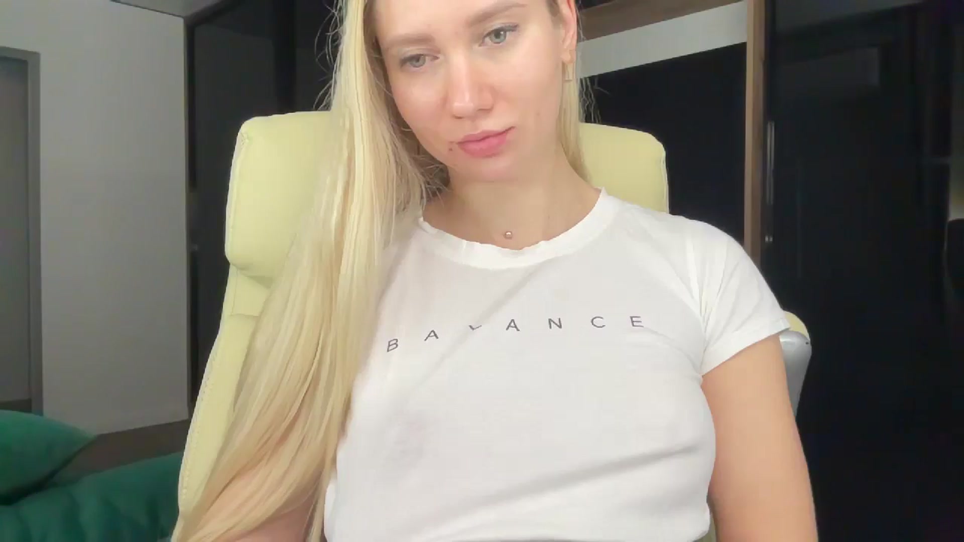 Gallery image thumbnail from Miss_Sylvia's myfreecams stream on, 01/02/2026, 19:53 image 14 of 20