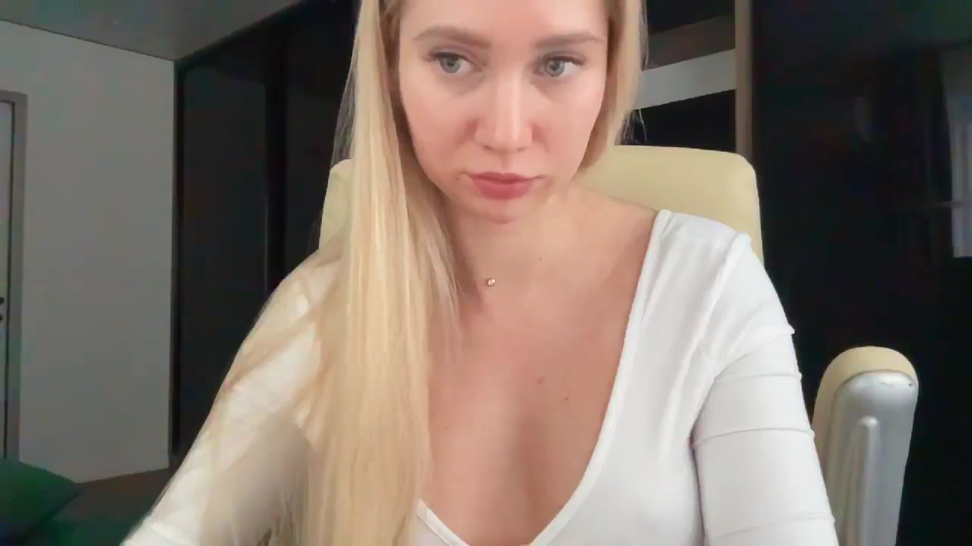 Gallery image thumbnail from Miss_Sylvia's myfreecams stream on, 01/03/2026, 14:29 image 5 of 20