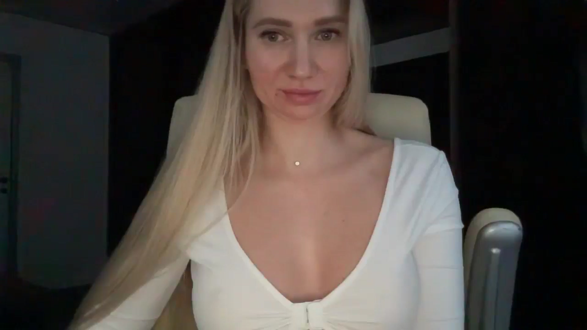Gallery image thumbnail from Miss_Sylvia's myfreecams stream on, 01/03/2026, 14:29 image 19 of 20