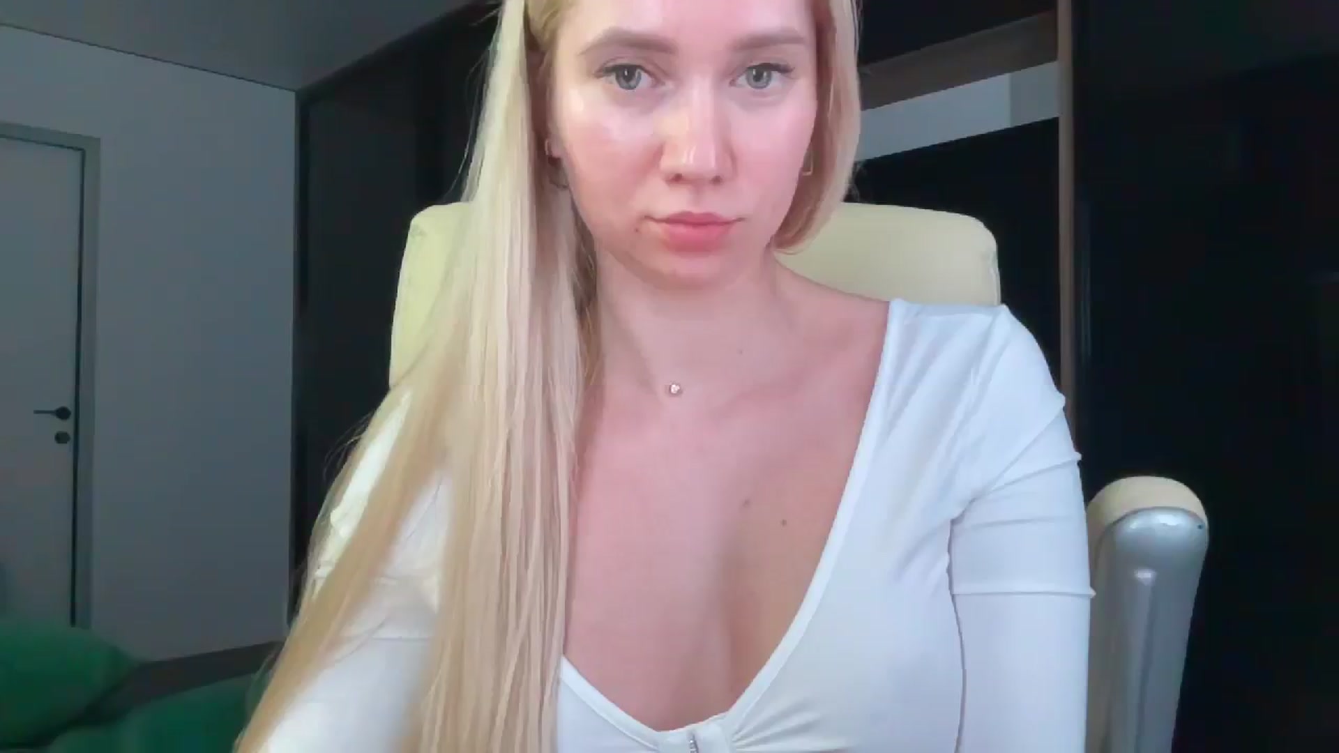 Gallery image thumbnail from Miss_Sylvia's myfreecams stream on, 01/03/2026, 17:57 image 9 of 20