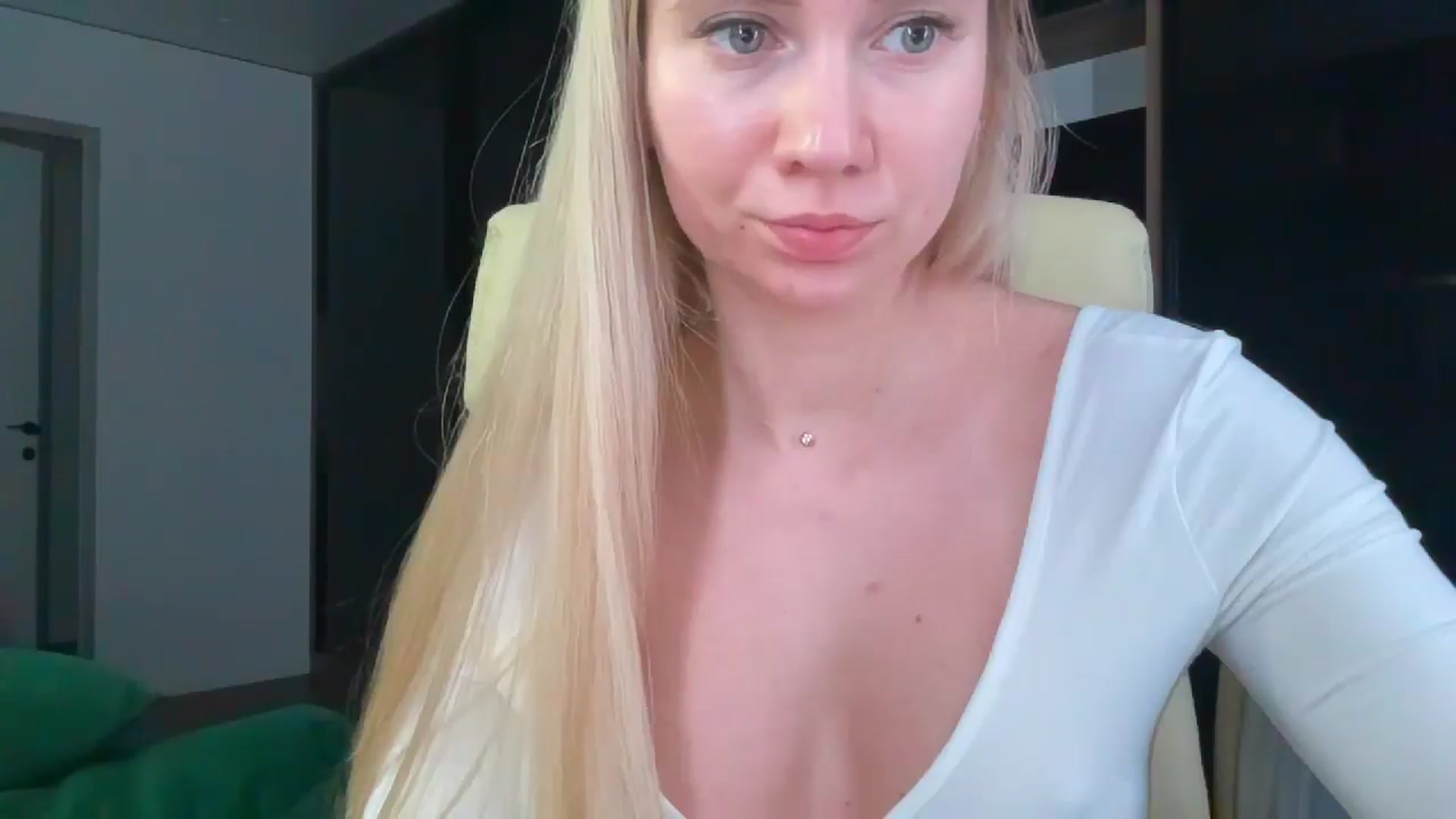 Gallery image thumbnail from Miss_Sylvia's myfreecams stream on, 01/03/2026, 20:38 image 15 of 20