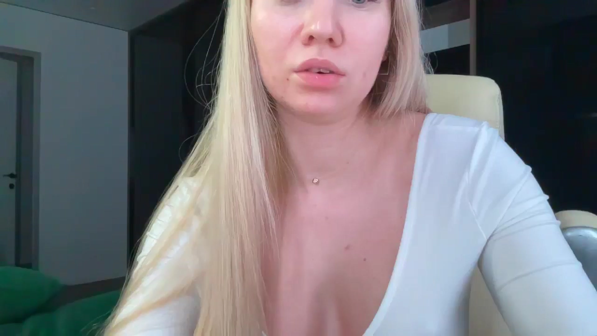 Gallery image thumbnail from Miss_Sylvia's myfreecams stream on, 01/03/2026, 20:38 image 19 of 20