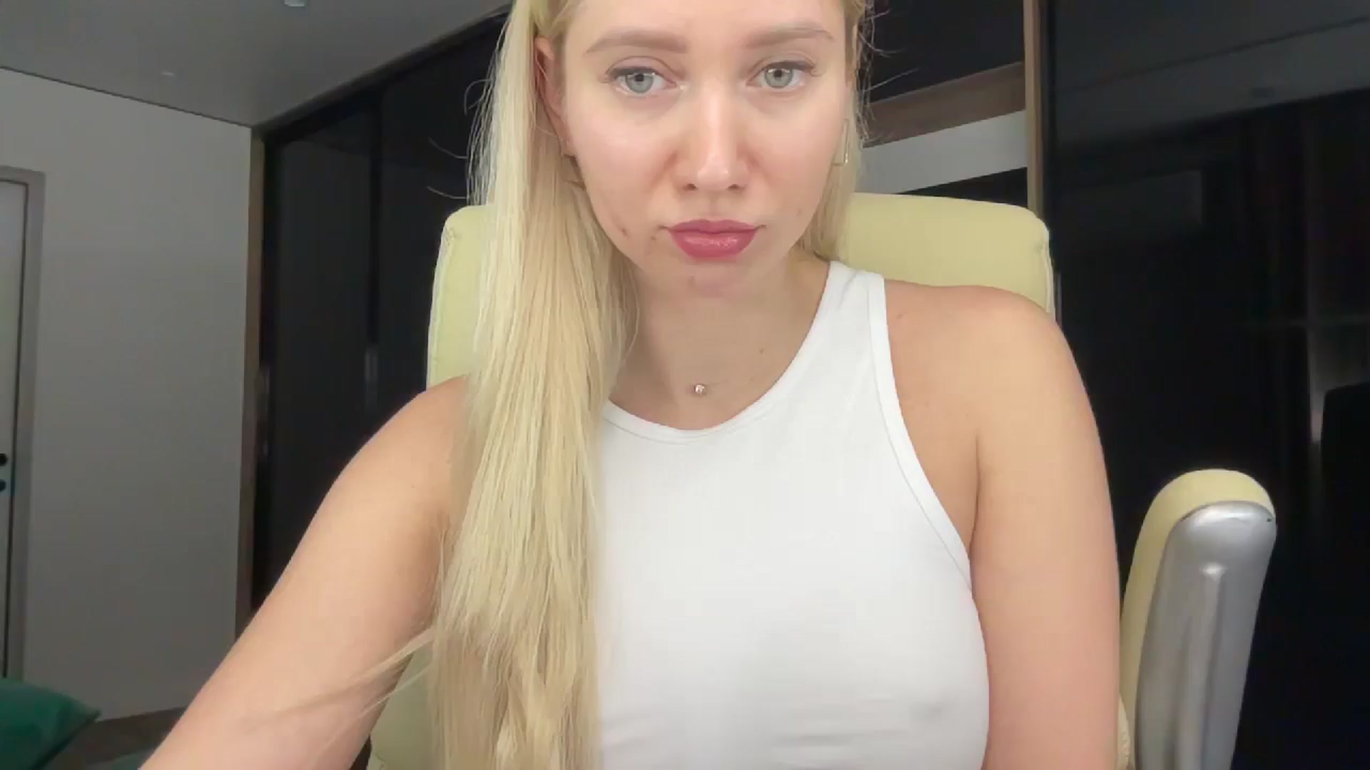 Gallery image thumbnail from Miss_Sylvia's myfreecams stream on, 01/04/2026, 16:50 image 2 of 20