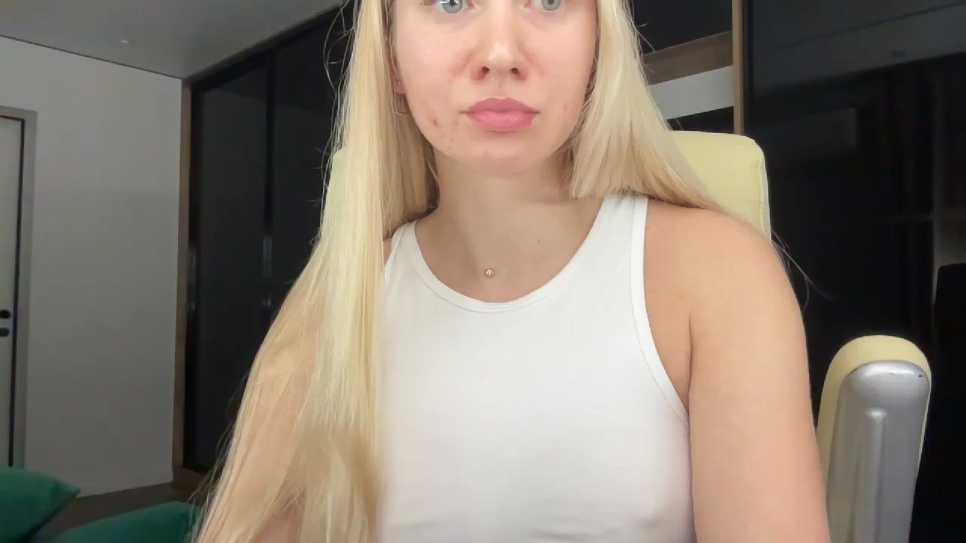 Gallery image thumbnail from Miss_Sylvia's myfreecams stream on, 01/04/2026, 17:35 image 2 of 20