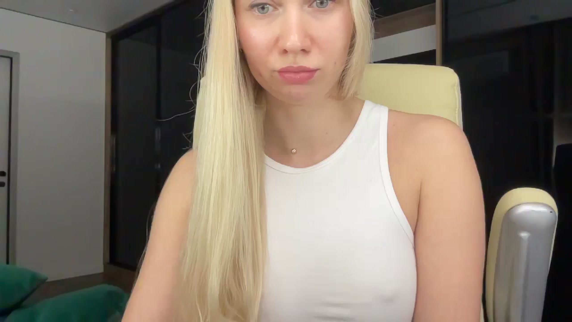 Gallery image thumbnail from Miss_Sylvia's myfreecams stream on, 01/04/2026, 17:35 image 20 of 20
