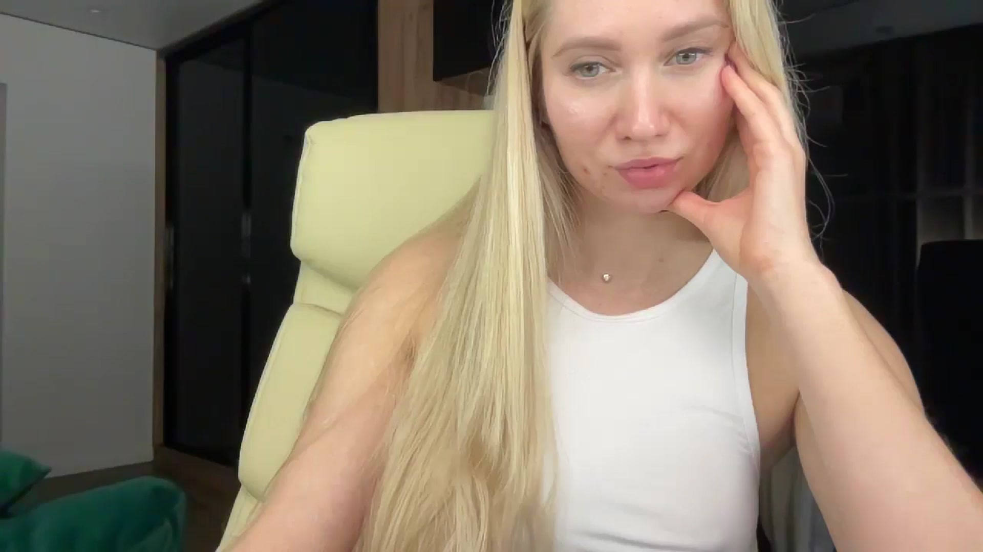 Gallery image thumbnail from Miss_Sylvia's myfreecams stream on, 01/04/2026, 19:52 image 7 of 20