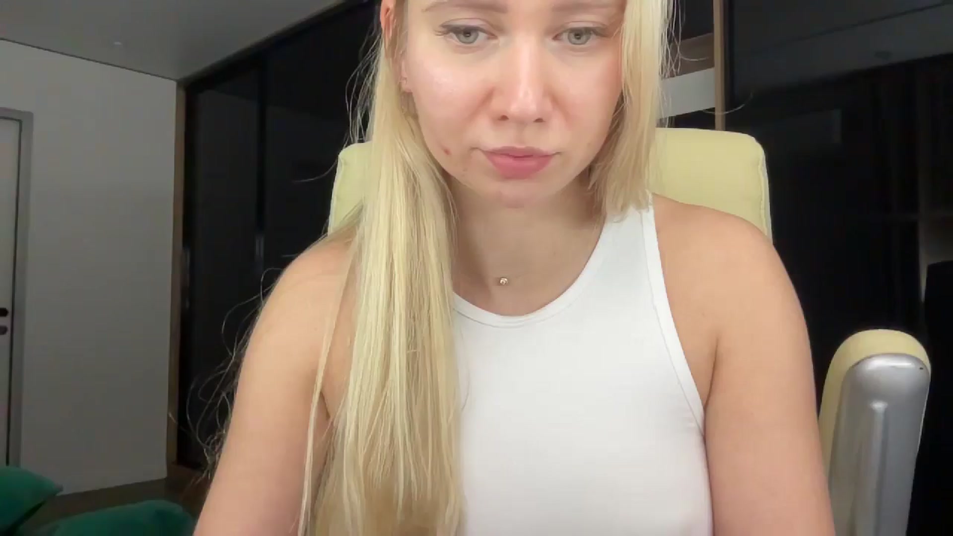 Gallery image thumbnail from Miss_Sylvia's myfreecams stream on, 01/04/2026, 22:13 image 6 of 20