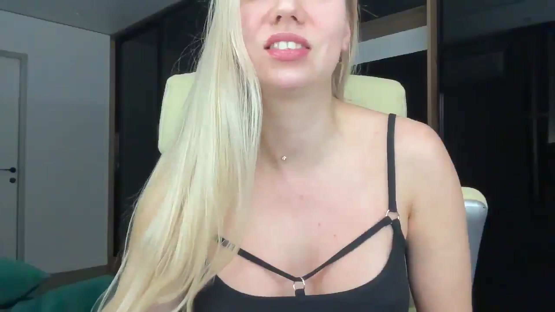 Gallery image thumbnail from Miss_Sylvia's myfreecams stream on, 01/06/2026, 16:50 image 13 of 20
