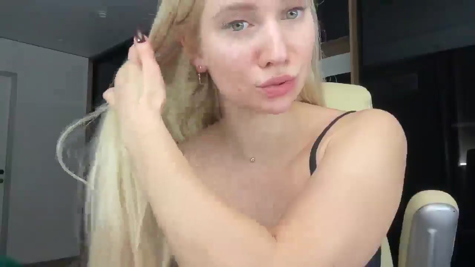 Gallery image thumbnail from Miss_Sylvia's myfreecams stream on, 01/06/2026, 22:34 image 3 of 20
