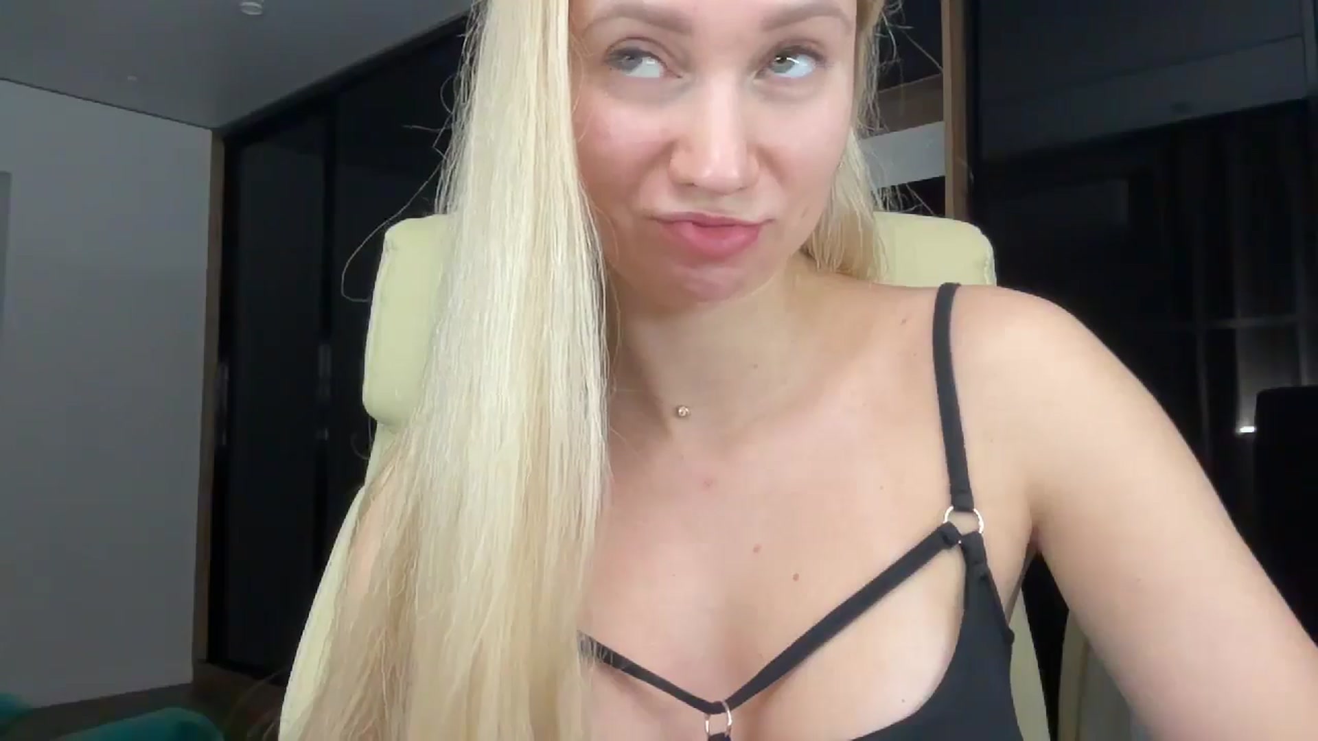 Gallery image thumbnail from Miss_Sylvia's myfreecams stream on, 01/06/2026, 22:34 image 14 of 20