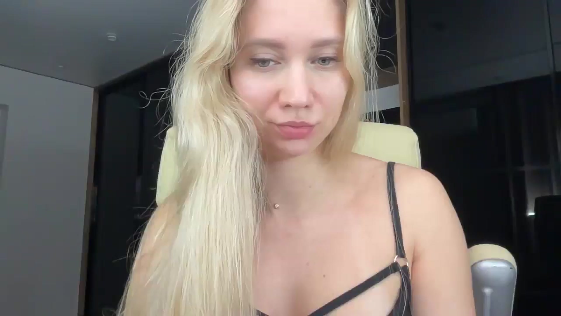 Gallery image thumbnail from Miss_Sylvia's myfreecams stream on, 01/06/2026, 22:34 image 16 of 20