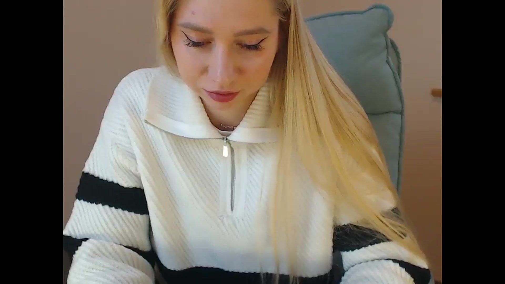 Gallery image thumbnail from Miss_Sylvia's myfreecams stream on, 01/09/2026, 14:23 image 8 of 20