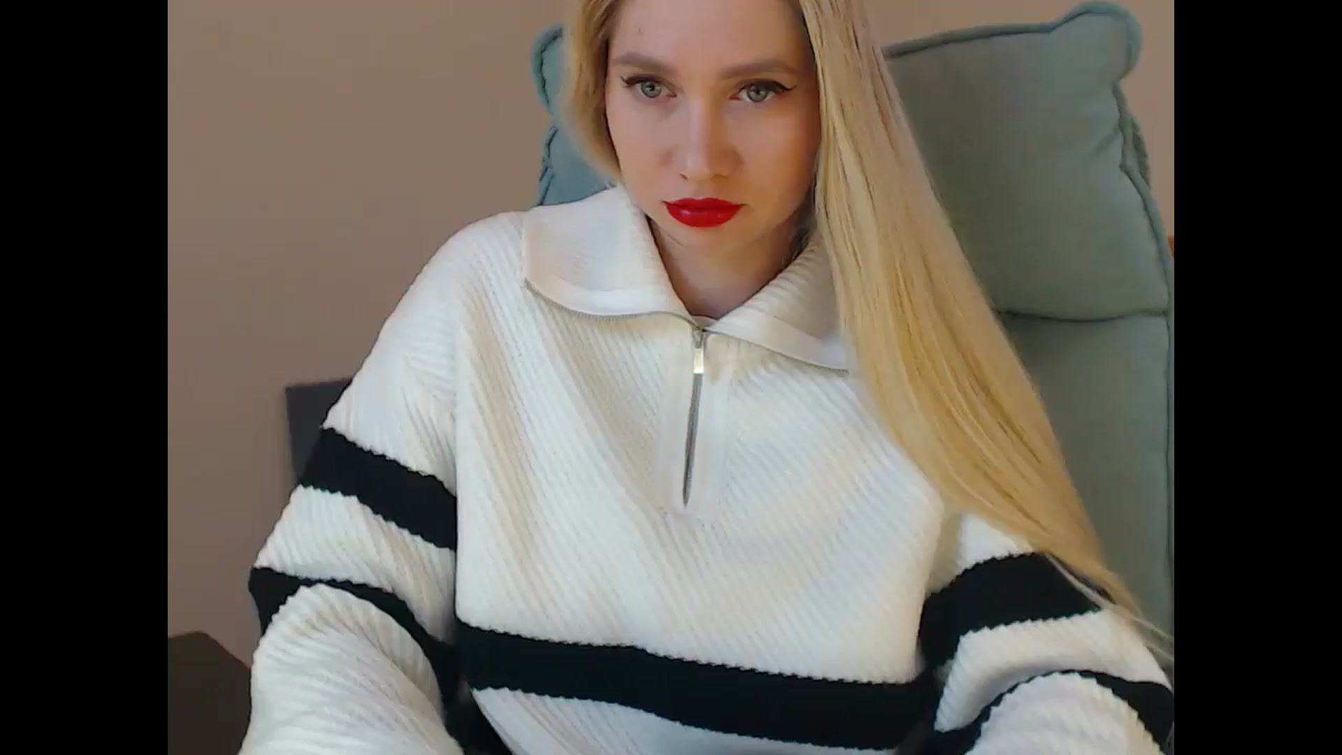 Gallery image thumbnail from Miss_Sylvia's myfreecams stream on, 01/09/2026, 14:23 image 11 of 20