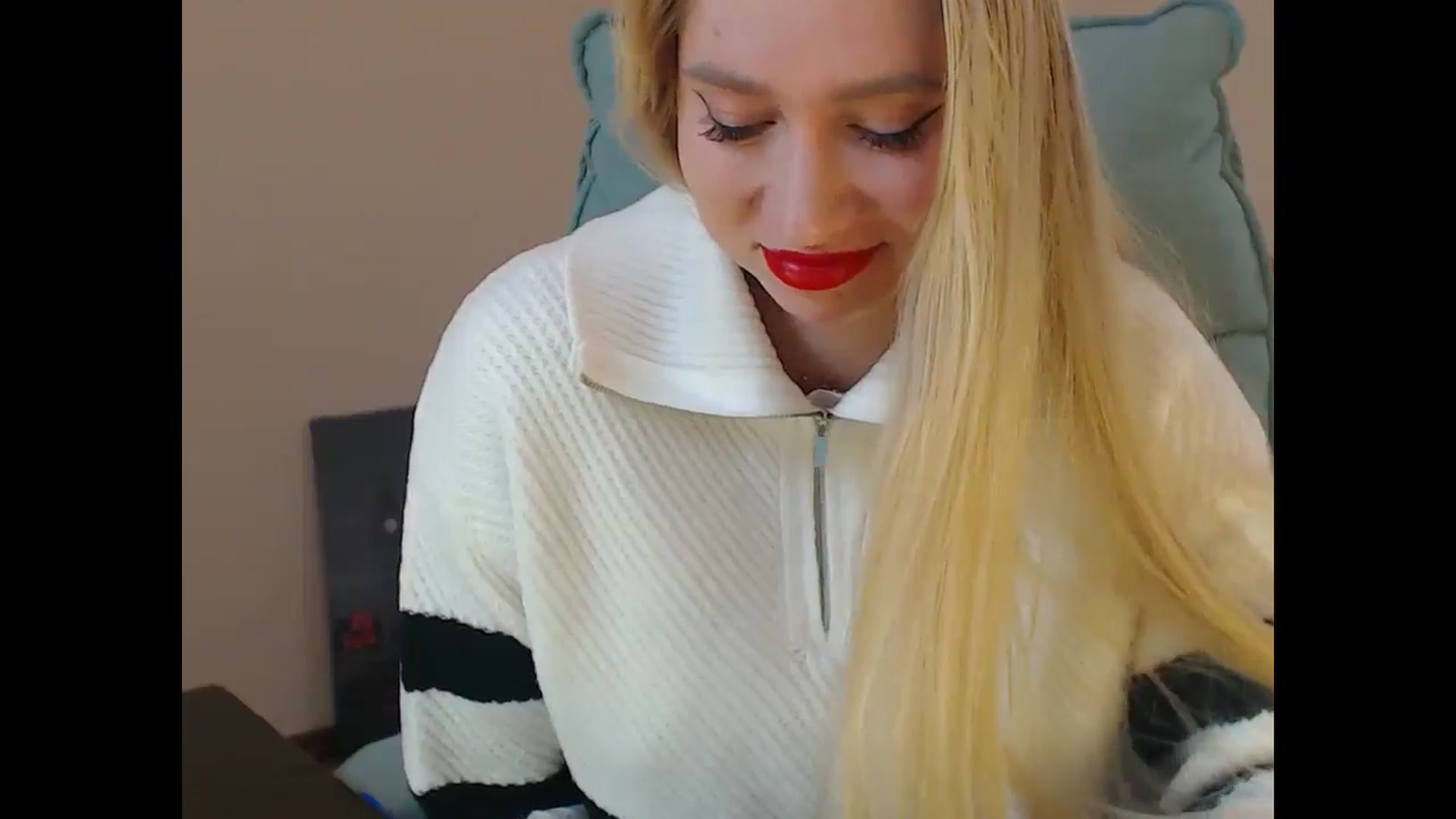 Gallery image thumbnail from Miss_Sylvia's myfreecams stream on, 01/09/2026, 14:23 image 12 of 20