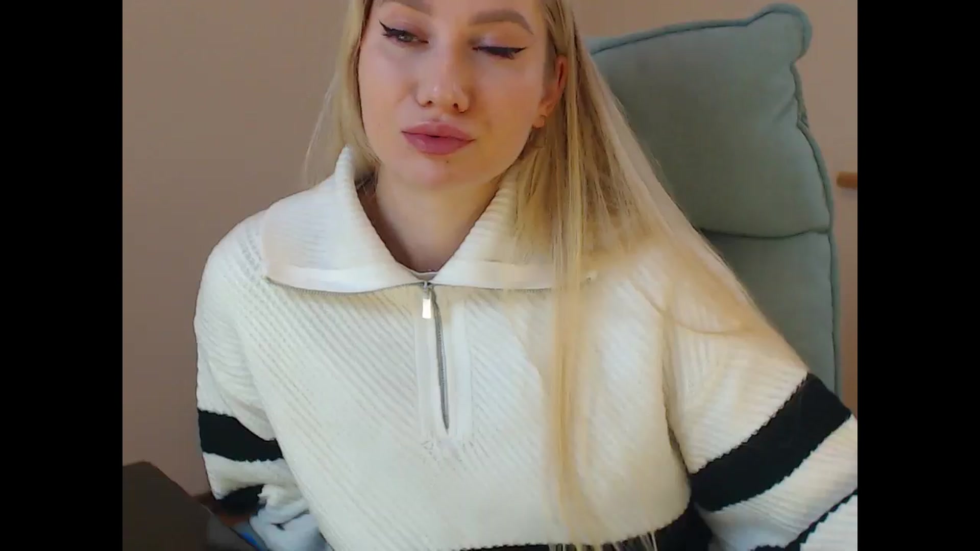Gallery image thumbnail from Miss_Sylvia's myfreecams stream on, 01/09/2026, 14:23 image 6 of 20