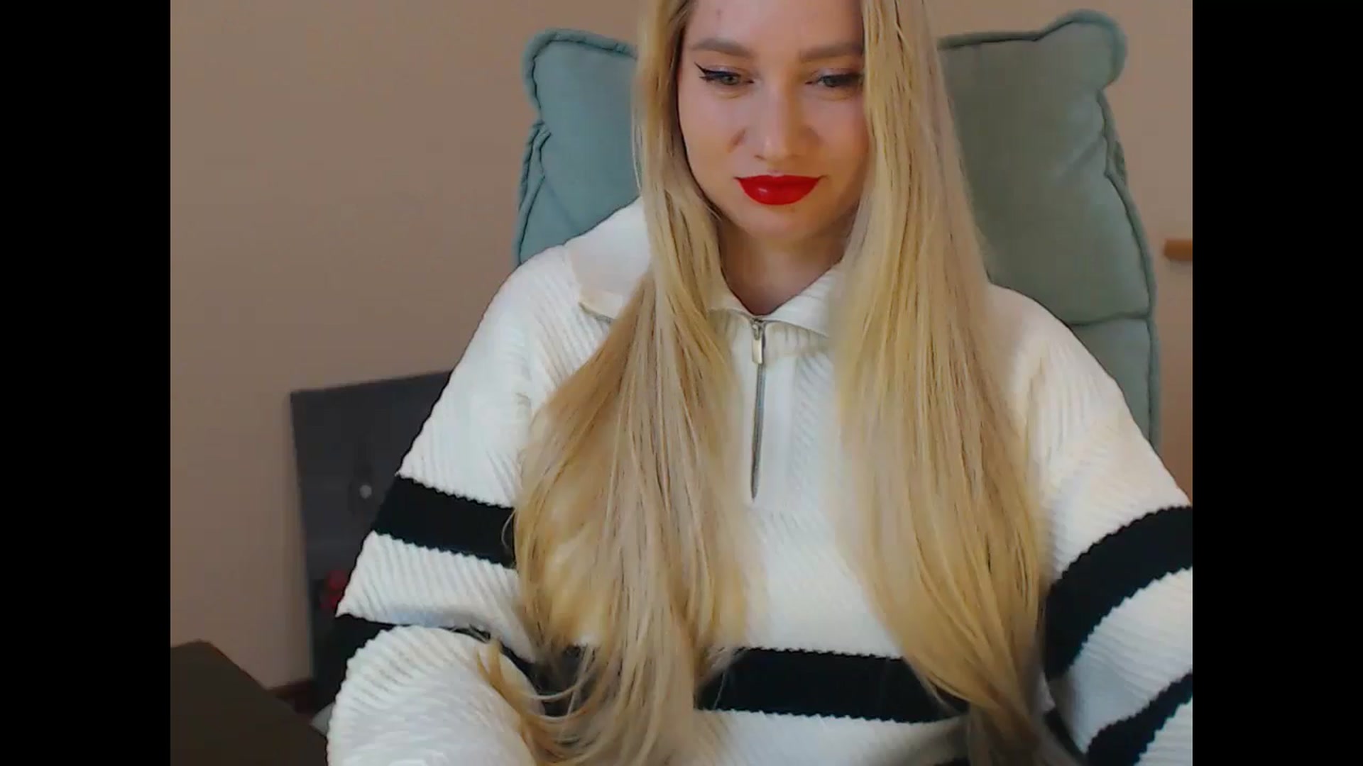 Gallery image thumbnail from Miss_Sylvia's myfreecams stream on, 01/09/2026, 14:23 image 13 of 20
