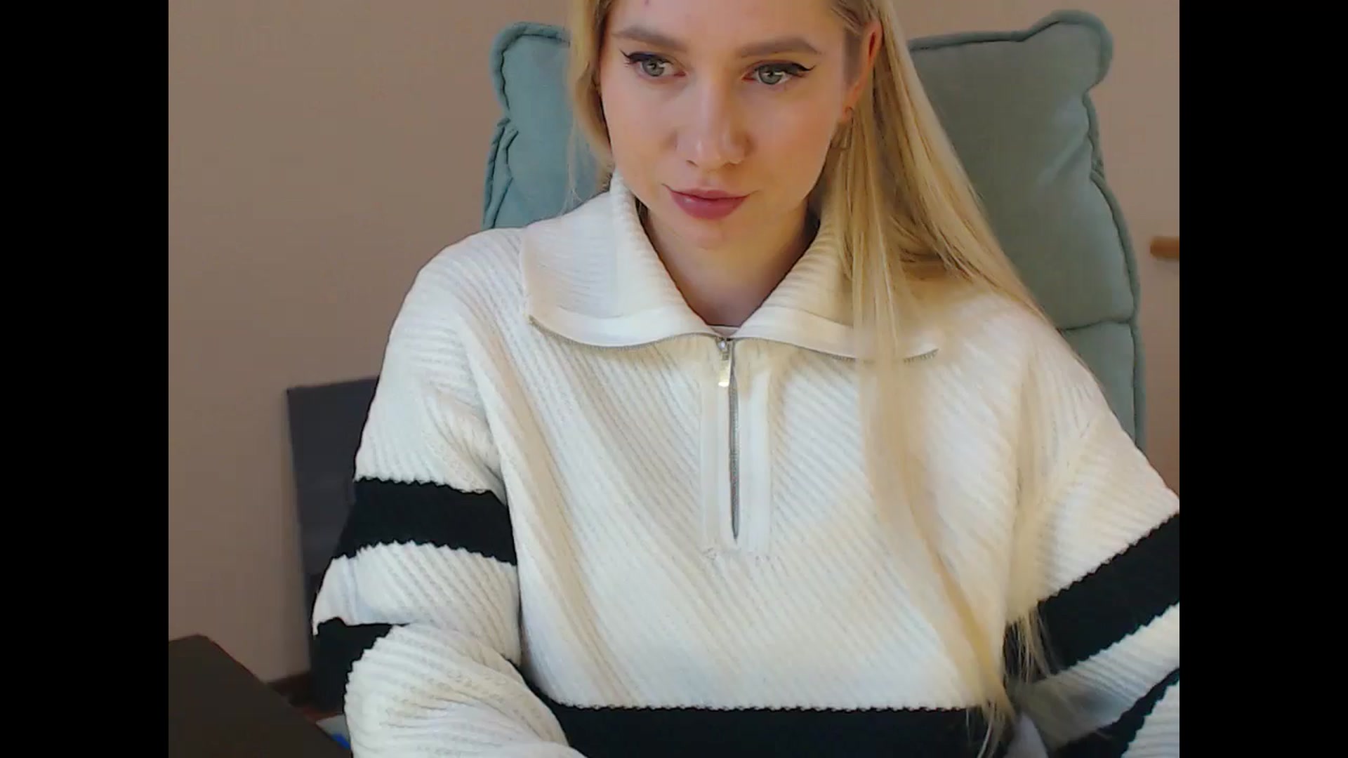 Gallery image thumbnail from Miss_Sylvia's myfreecams stream on, 01/09/2026, 14:23 image 1 of 20