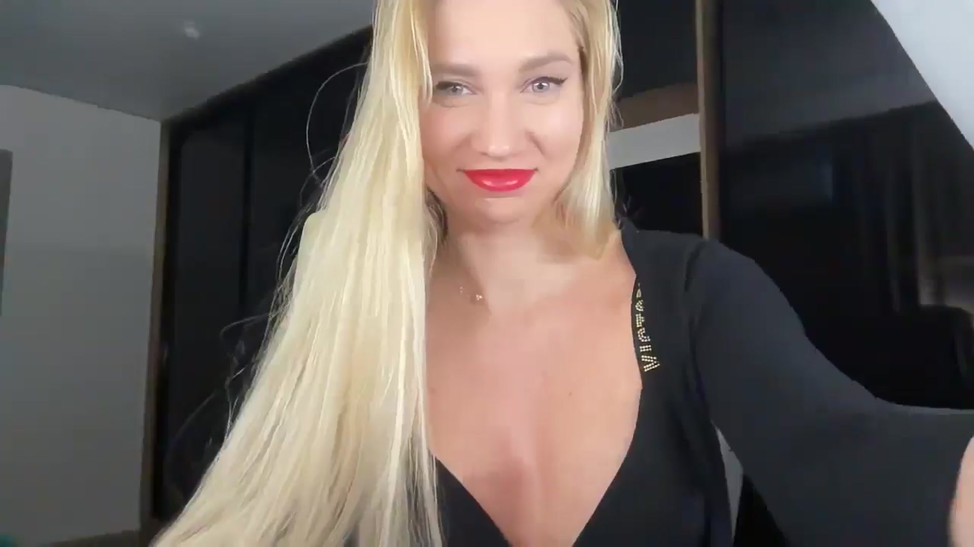Gallery image thumbnail from Miss_Sylvia's myfreecams stream on, 01/09/2026, 18:40 image 18 of 20