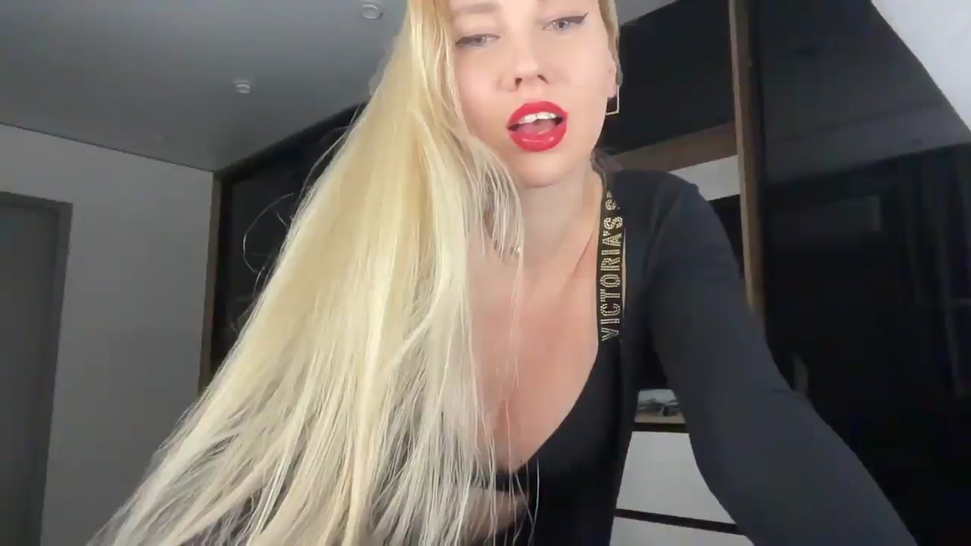 Gallery image thumbnail from Miss_Sylvia's myfreecams stream on, 01/09/2026, 18:40 image 12 of 20