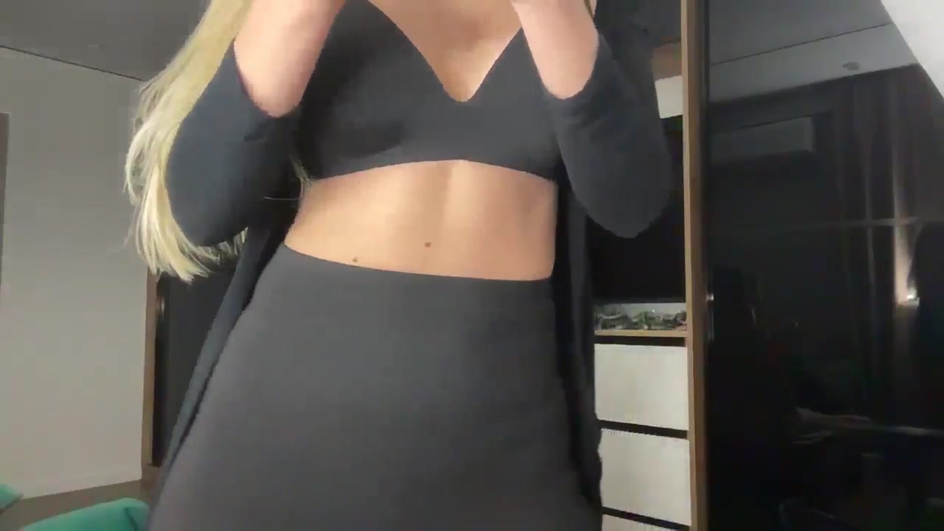 Gallery image thumbnail from Miss_Sylvia's myfreecams stream on, 01/09/2026, 18:40 image 15 of 20
