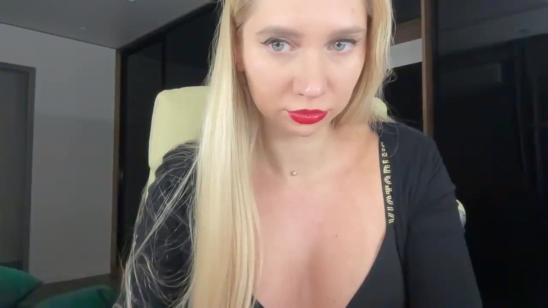 Gallery image thumbnail from Miss_Sylvia's myfreecams stream on, 01/09/2026, 18:40 image 5 of 20