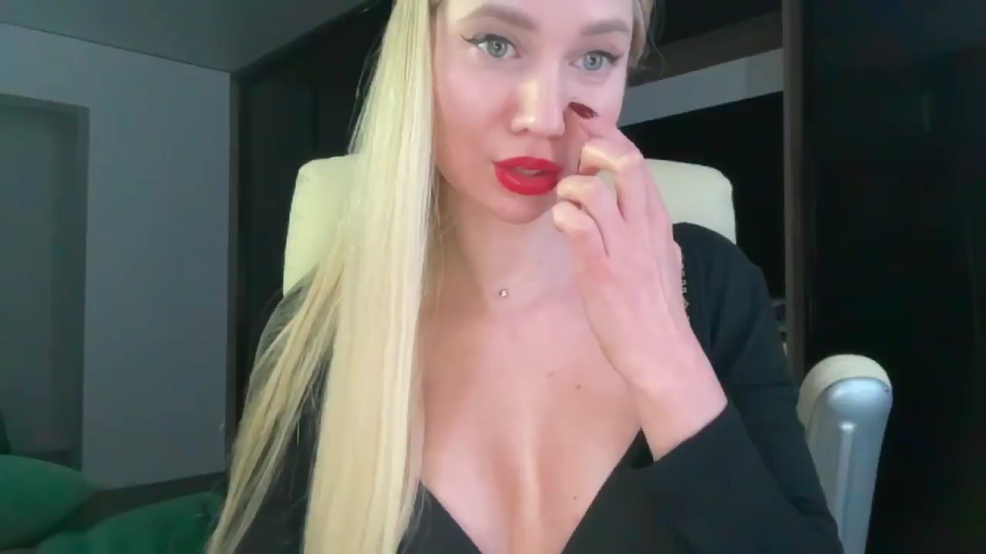 Gallery image thumbnail from Miss_Sylvia's myfreecams stream on, 01/09/2026, 20:45 image 10 of 20