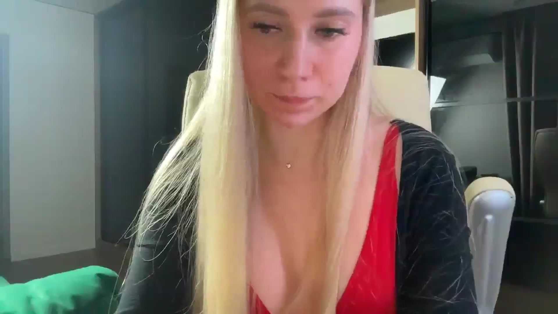 Gallery image thumbnail from Miss_Sylvia's myfreecams stream on, 01/12/2026, 19:32 image 9 of 20