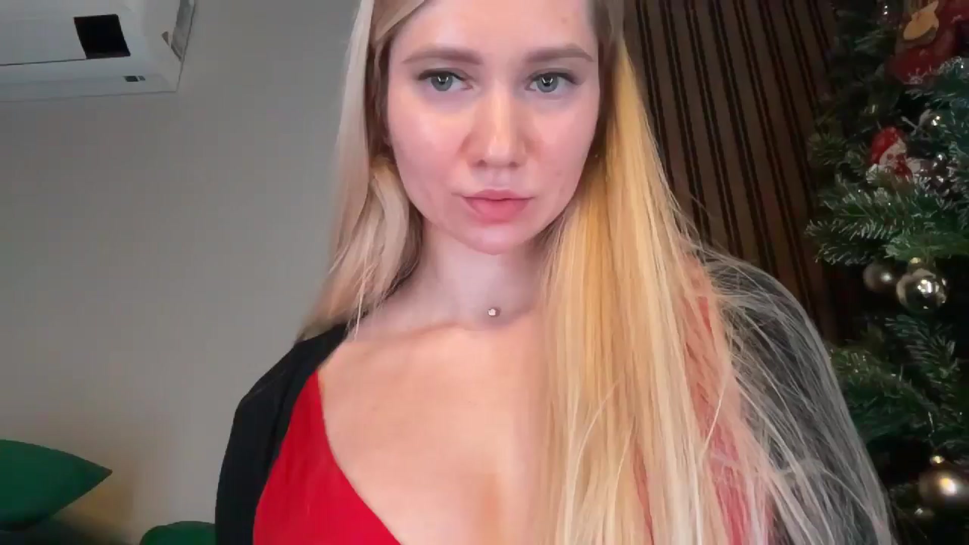 Gallery image thumbnail from Miss_Sylvia's myfreecams stream on, 01/12/2026, 23:03 image 18 of 20