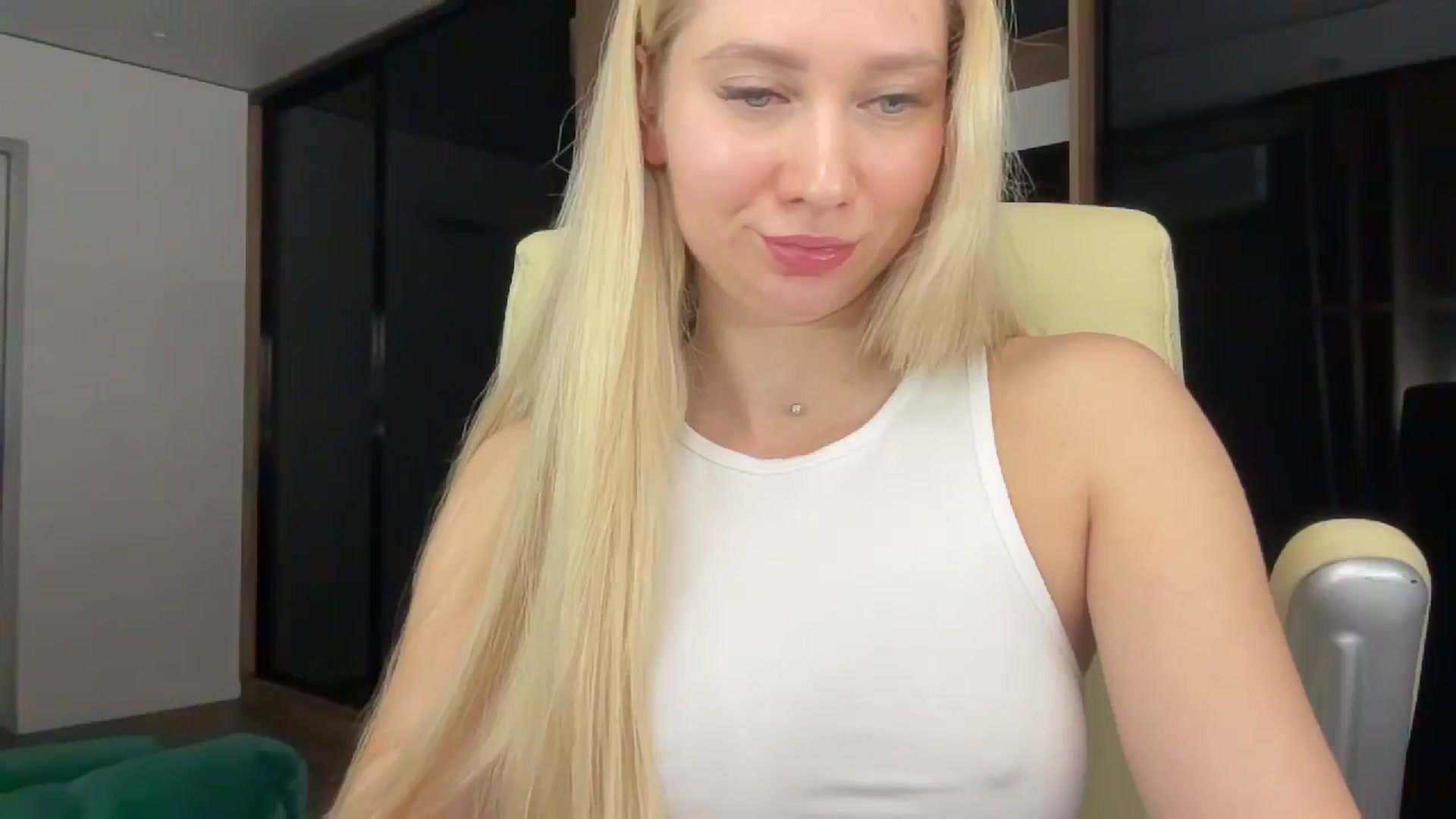 Gallery image thumbnail from Miss_Sylvia's myfreecams stream on, 01/13/2026, 16:04 image 8 of 20
