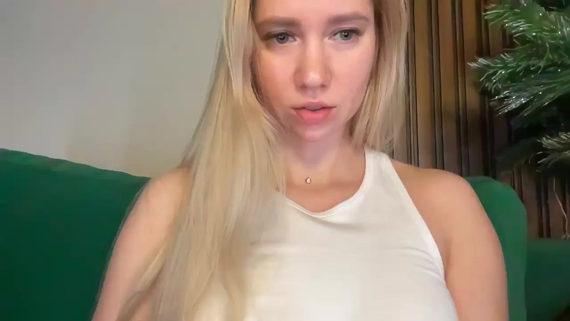 Gallery image thumbnail from Miss_Sylvia's myfreecams stream on, 01/14/2026, 21:18 image 1 of 20