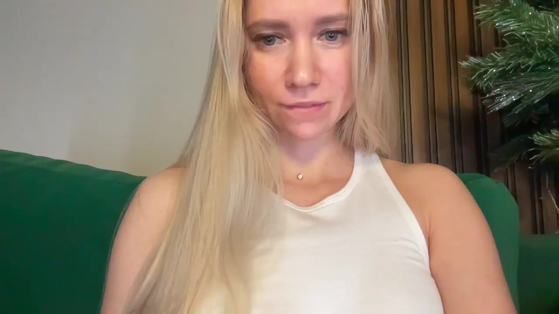 Gallery image thumbnail from Miss_Sylvia's myfreecams stream on, 01/14/2026, 21:18 image 3 of 20