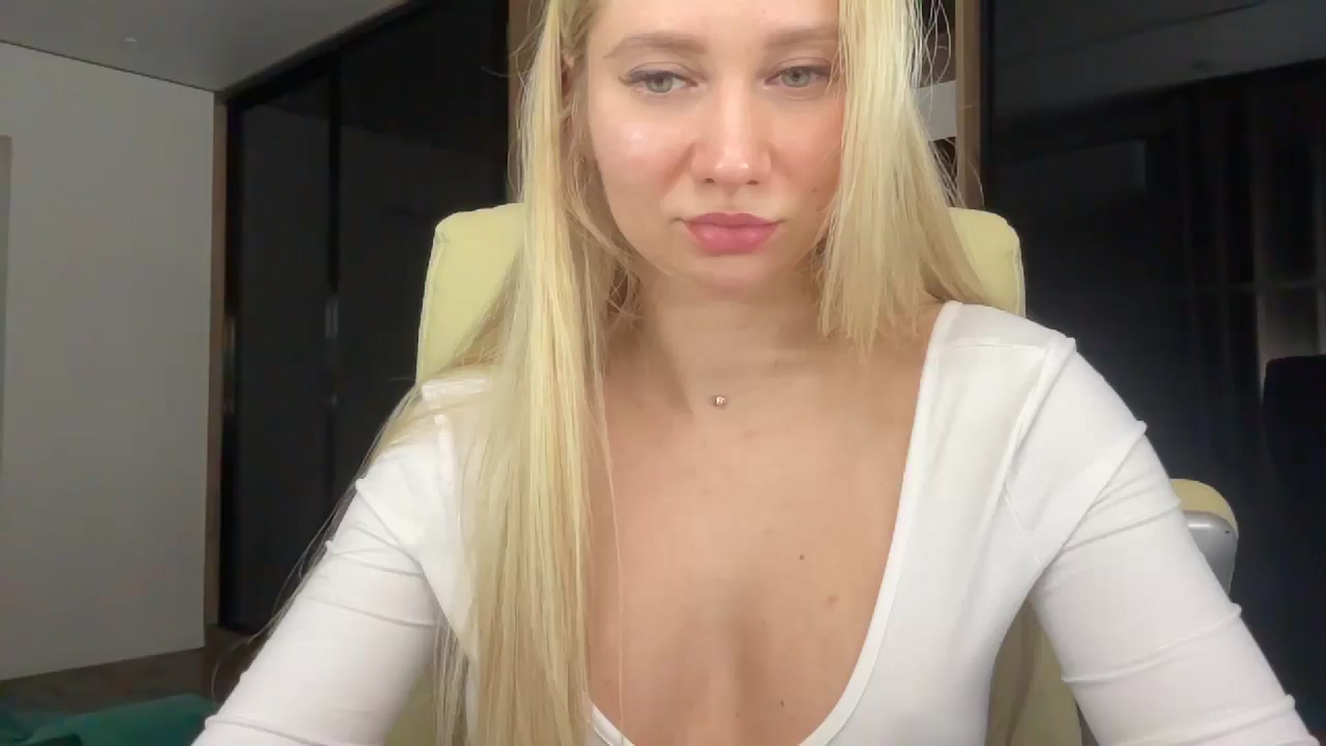 Gallery image thumbnail from Miss_Sylvia's myfreecams stream on, 01/15/2026, 19:23 image 6 of 20