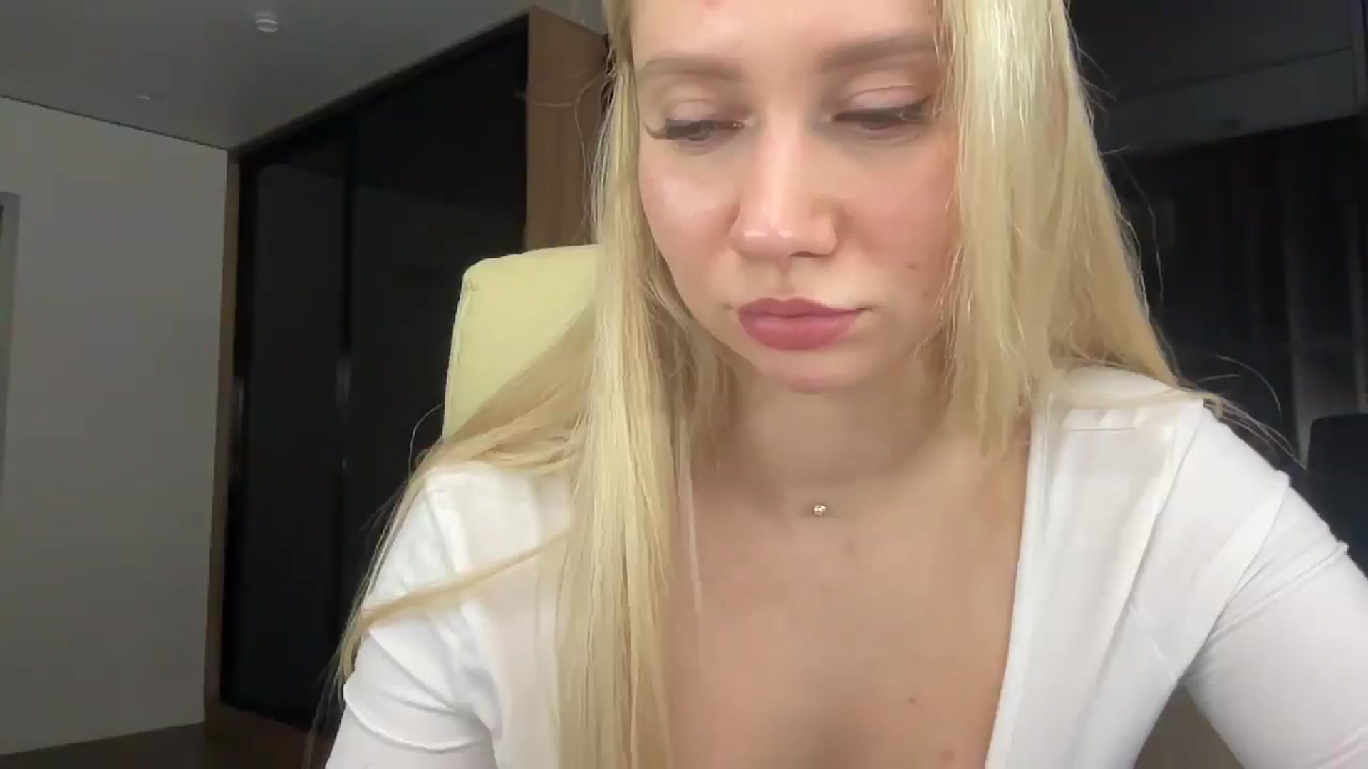 Gallery image thumbnail from Miss_Sylvia's myfreecams stream on, 01/15/2026, 19:23 image 9 of 20