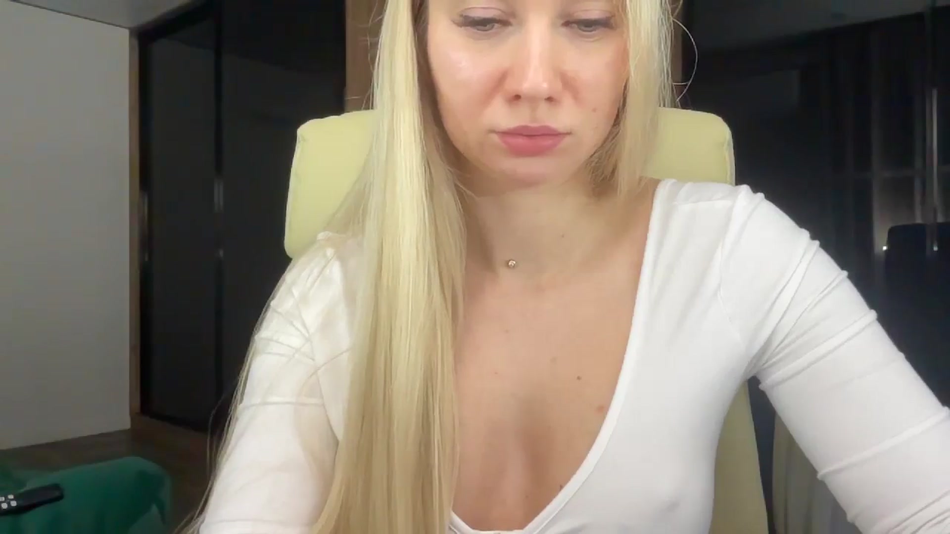 Gallery image thumbnail from Miss_Sylvia's myfreecams stream on, 01/15/2026, 21:10 image 10 of 20