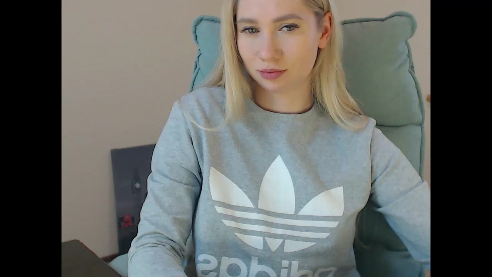 Gallery image thumbnail from Miss_Sylvia's myfreecams stream on, 01/16/2026, 19:54 image 18 of 20